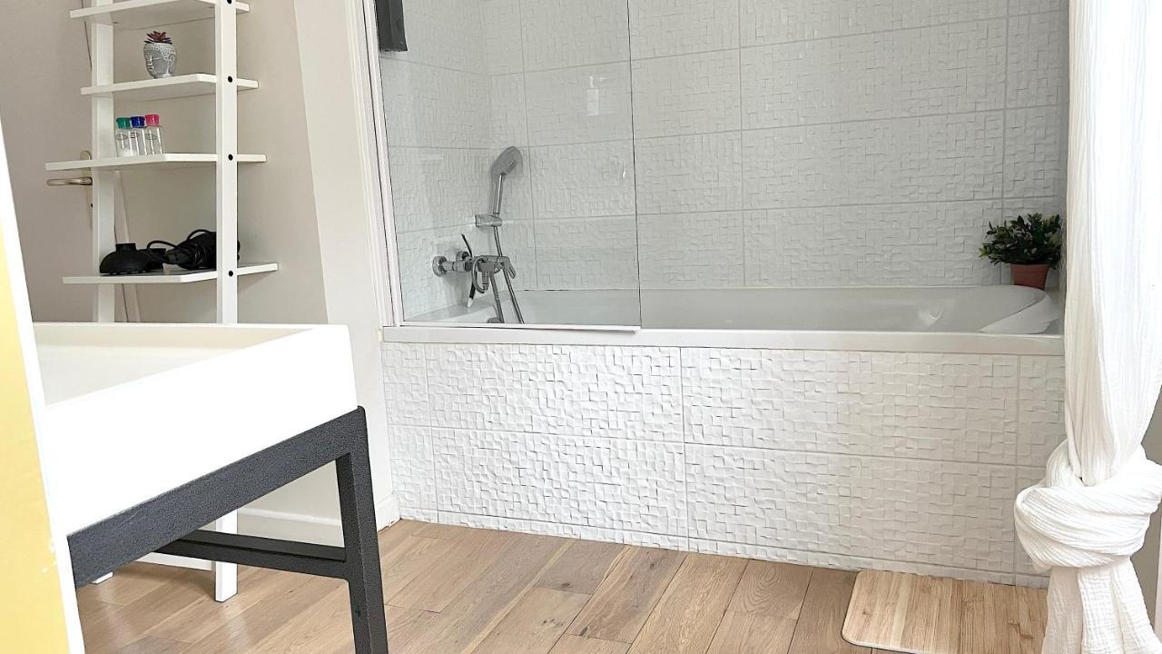 Chambre Cremant - Maison Bossoreil Angers Exterior photo